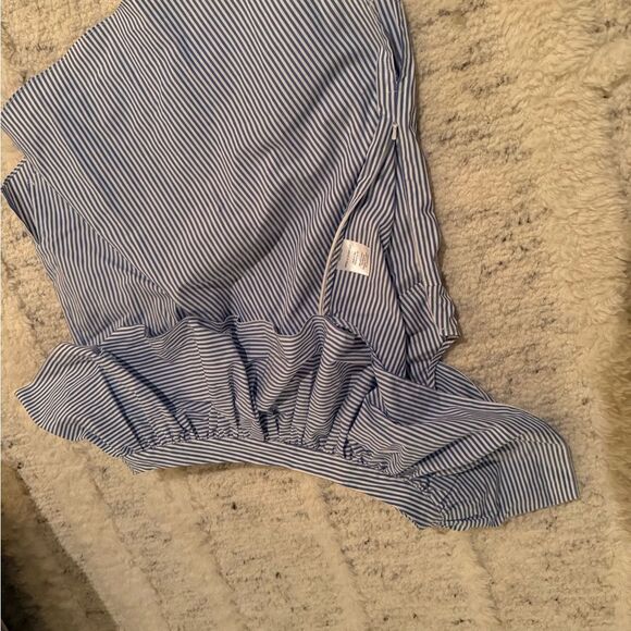 Veronica Beard Size 4 One Shoulder Blue/White Stripe Top Great Cond. Non Smoking - Picture 10 of 16